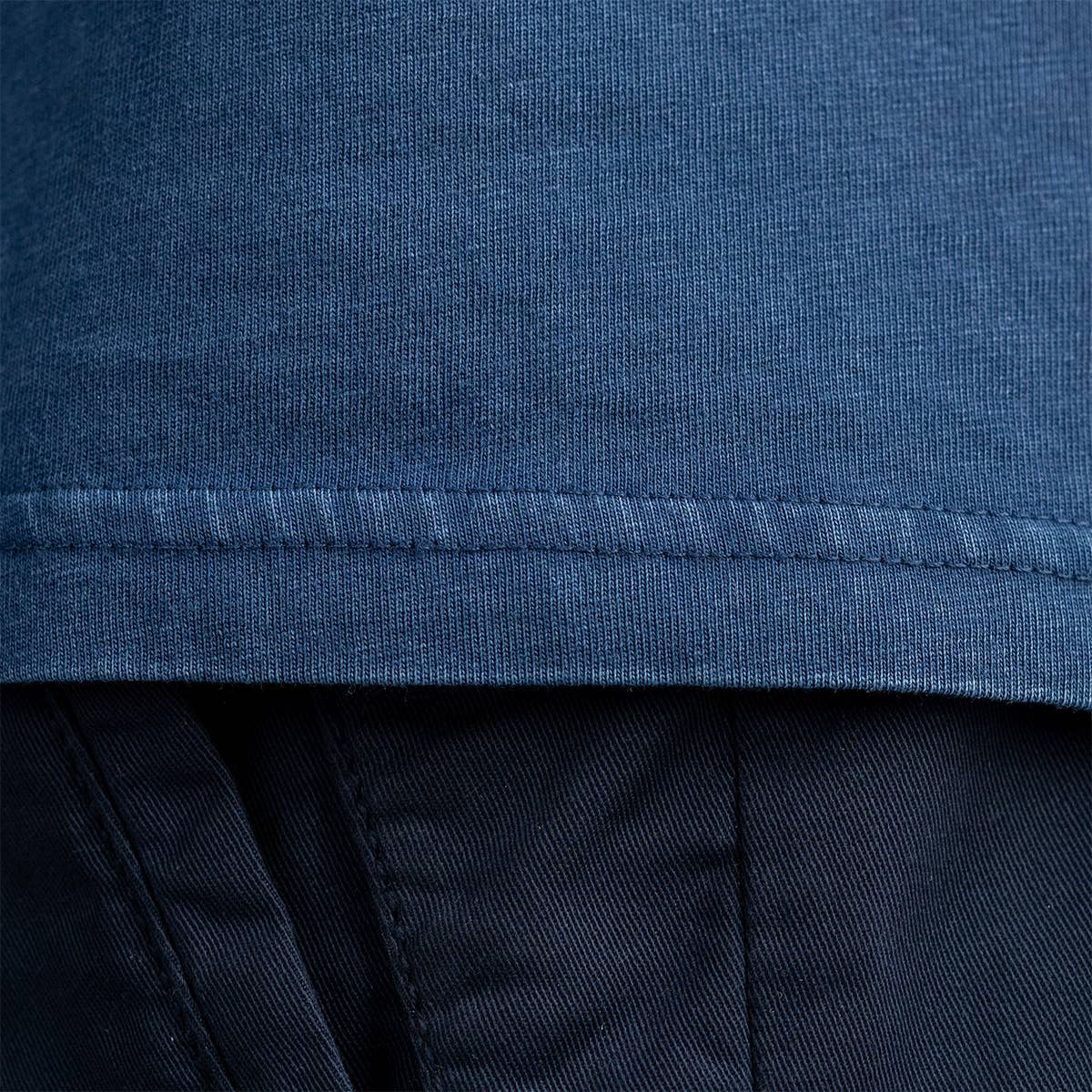 T-shirt in cotone organico tinta capo blu navy