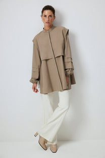 Camicia oversize con laccetto laterale