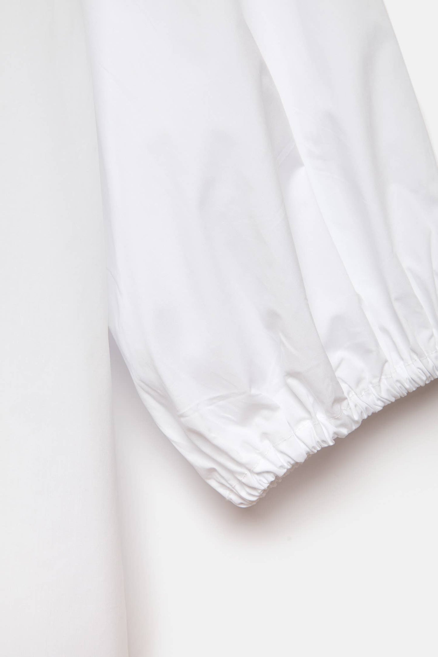 Blusa semplice in cotone con maniche a 3/4 e scollo a barca
