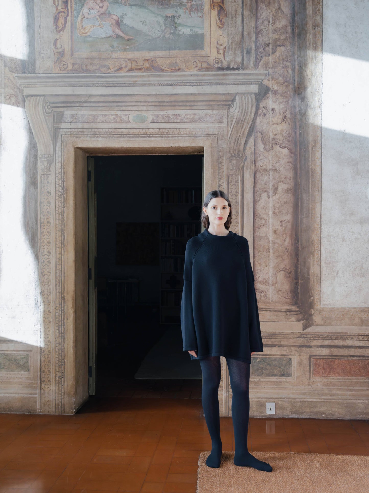 Maglione maxi oversize a collo vulcano in lana merino extrafine