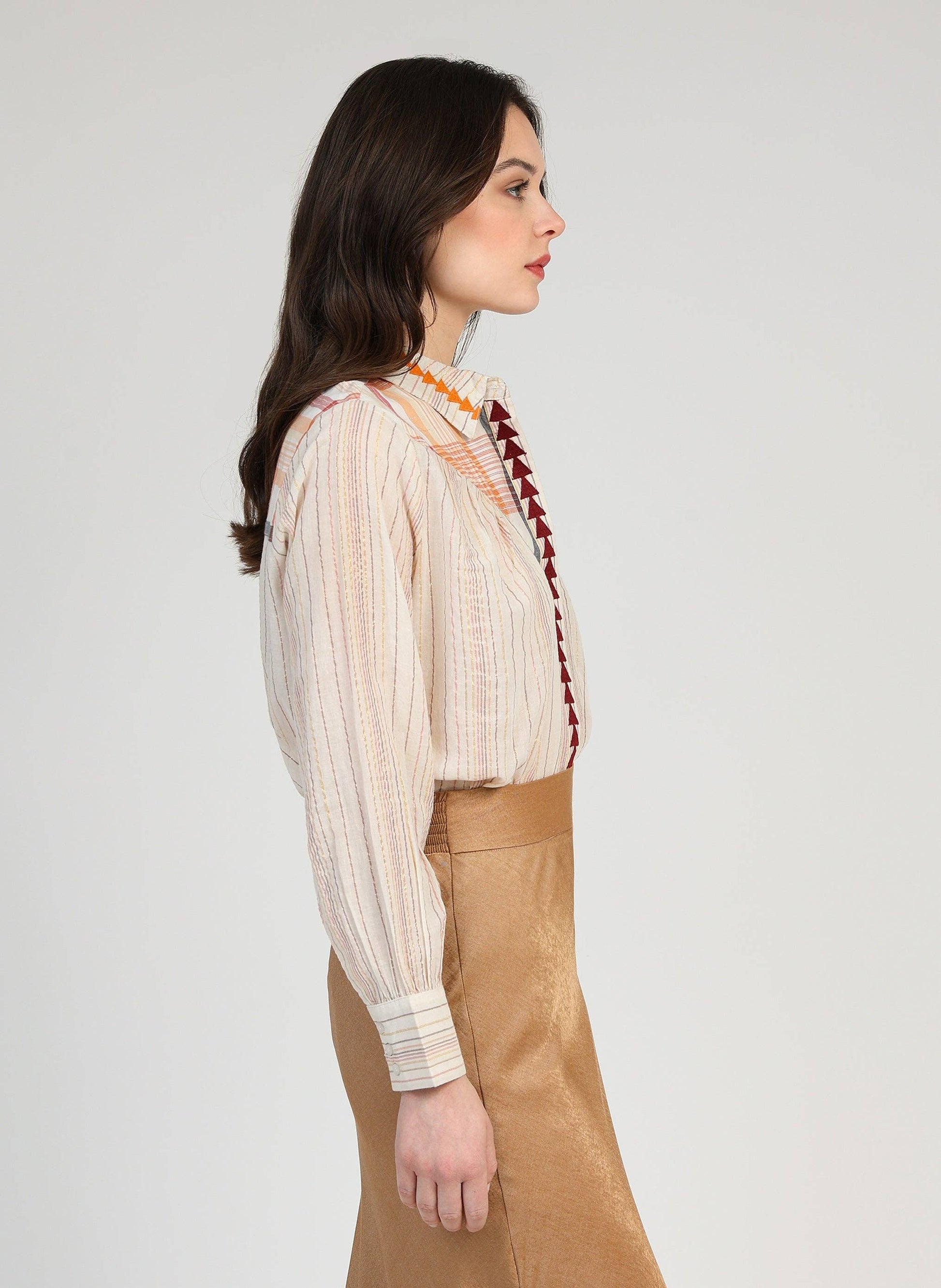 Camicia Sulyvan a righe in voile di cotone con ricami
