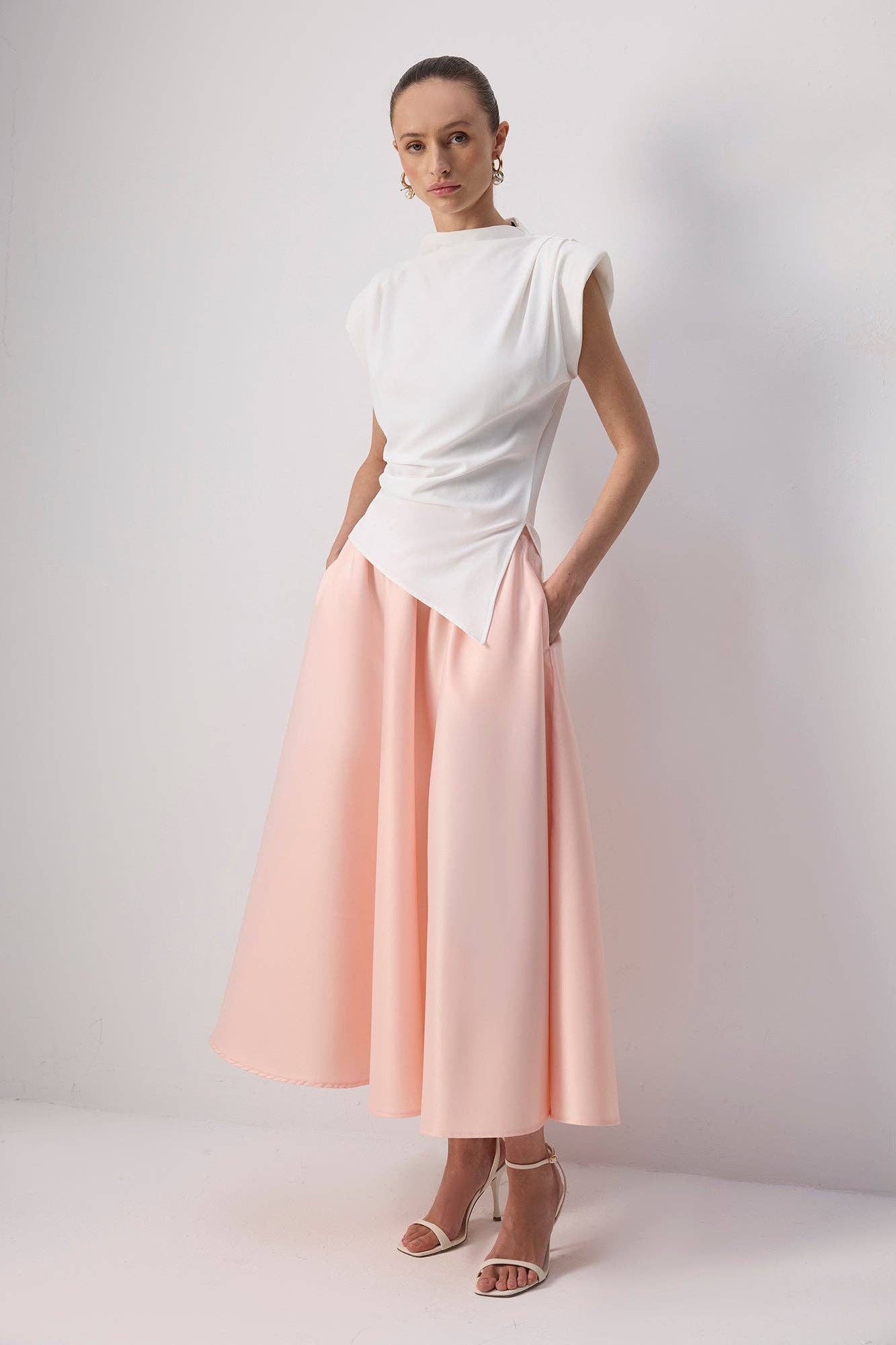 Gonna lunga in satin a vita alta rosa baby