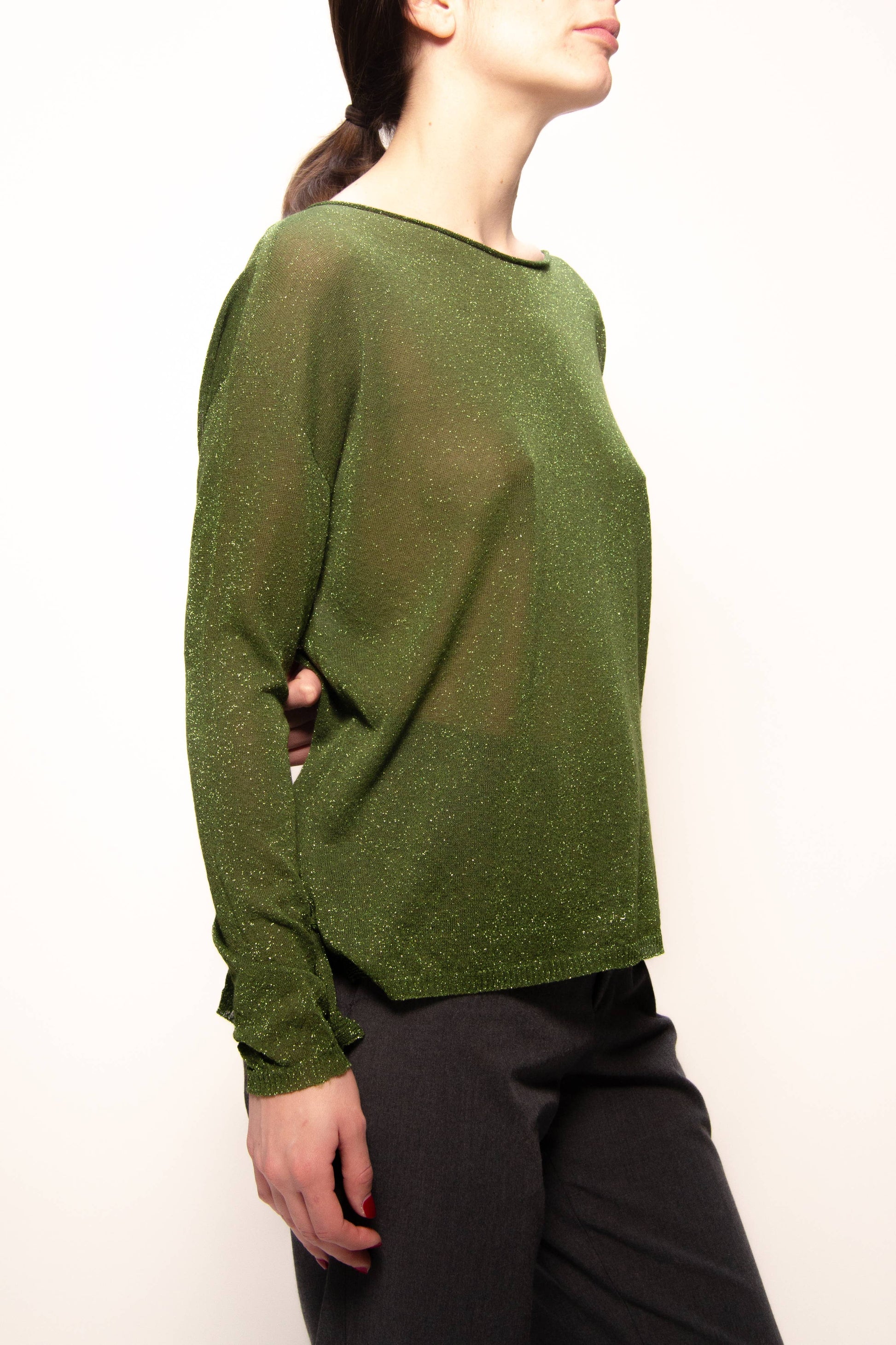 Pullover glitter con scollo a barca