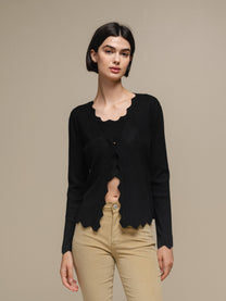 Cardigan donna in maglia con scollo a V e bordo ondulato