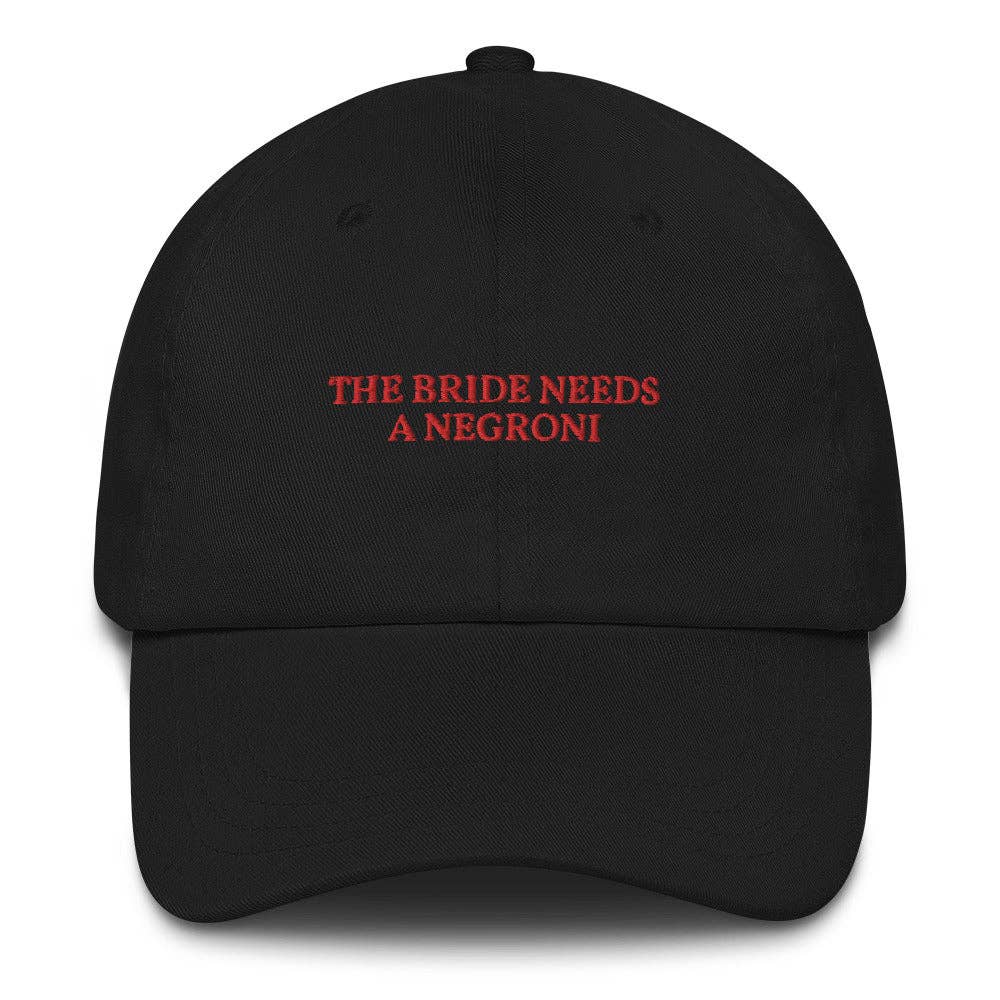 Cappellino ricamato “The Bride Needs a Negroni”