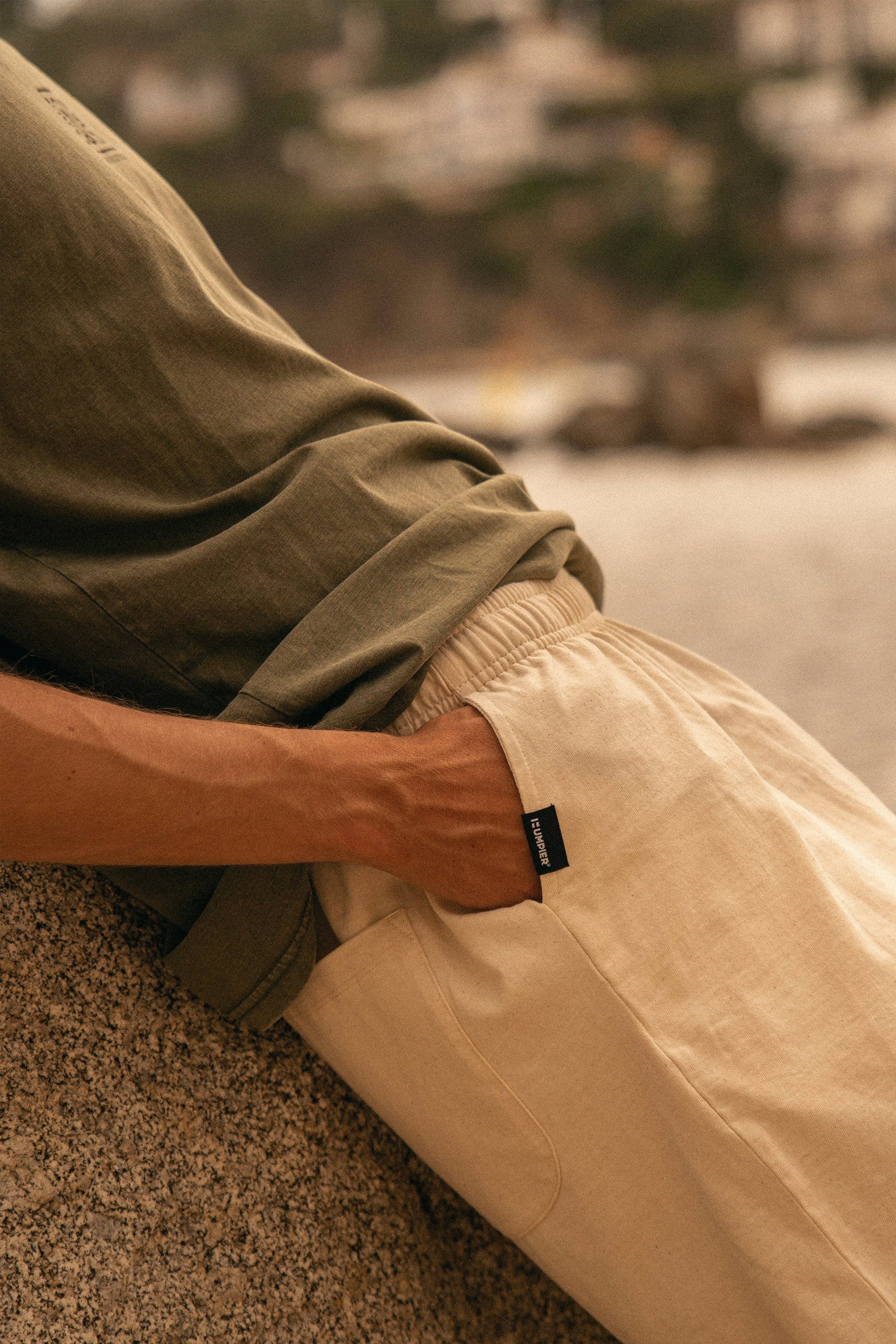 Shorts in cotone biologico con patch