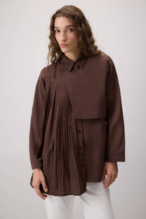 Camicia asimmetrica con dettaglio a piega