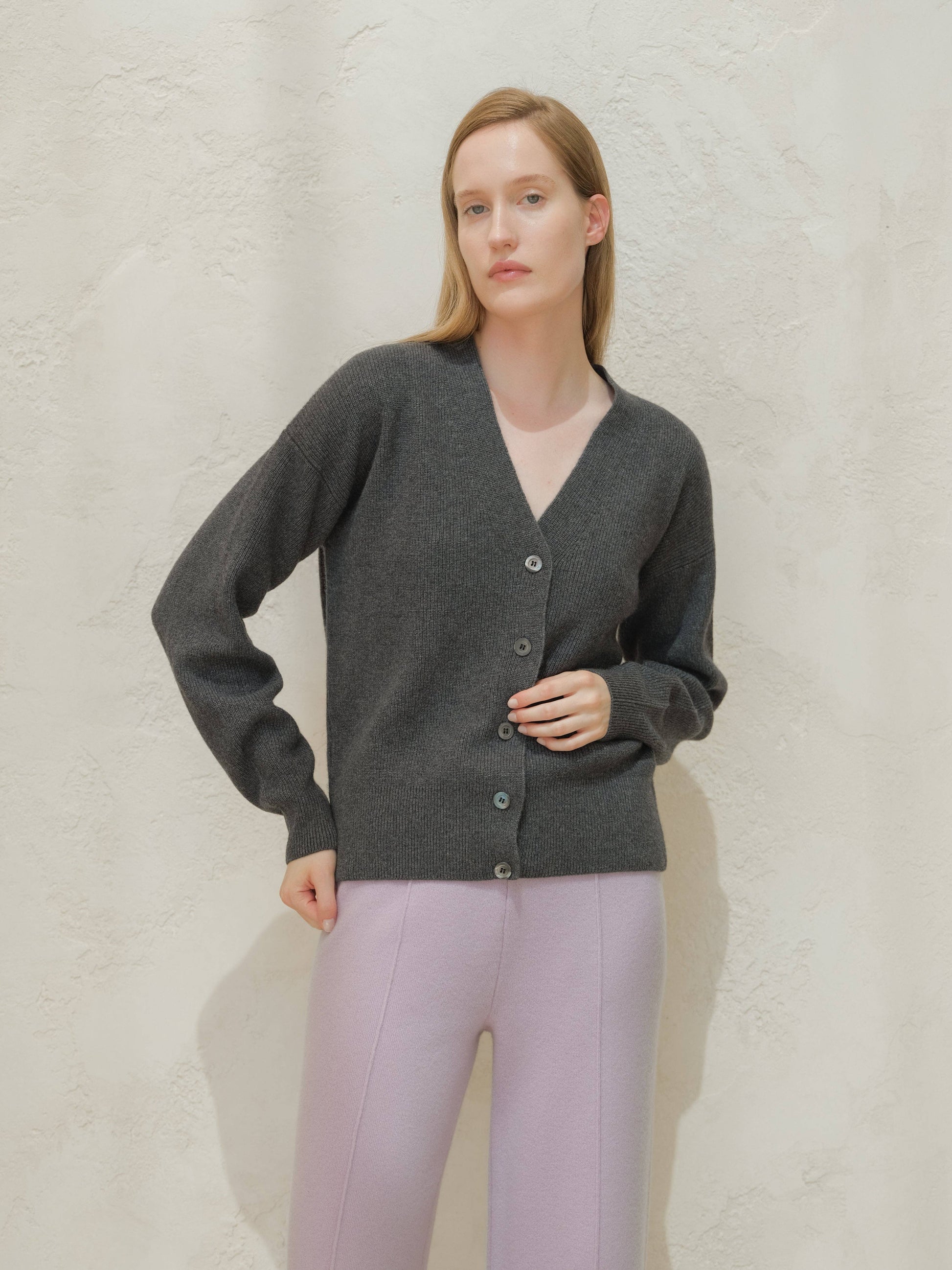 Cardigan a coste in misto cashmere minimal