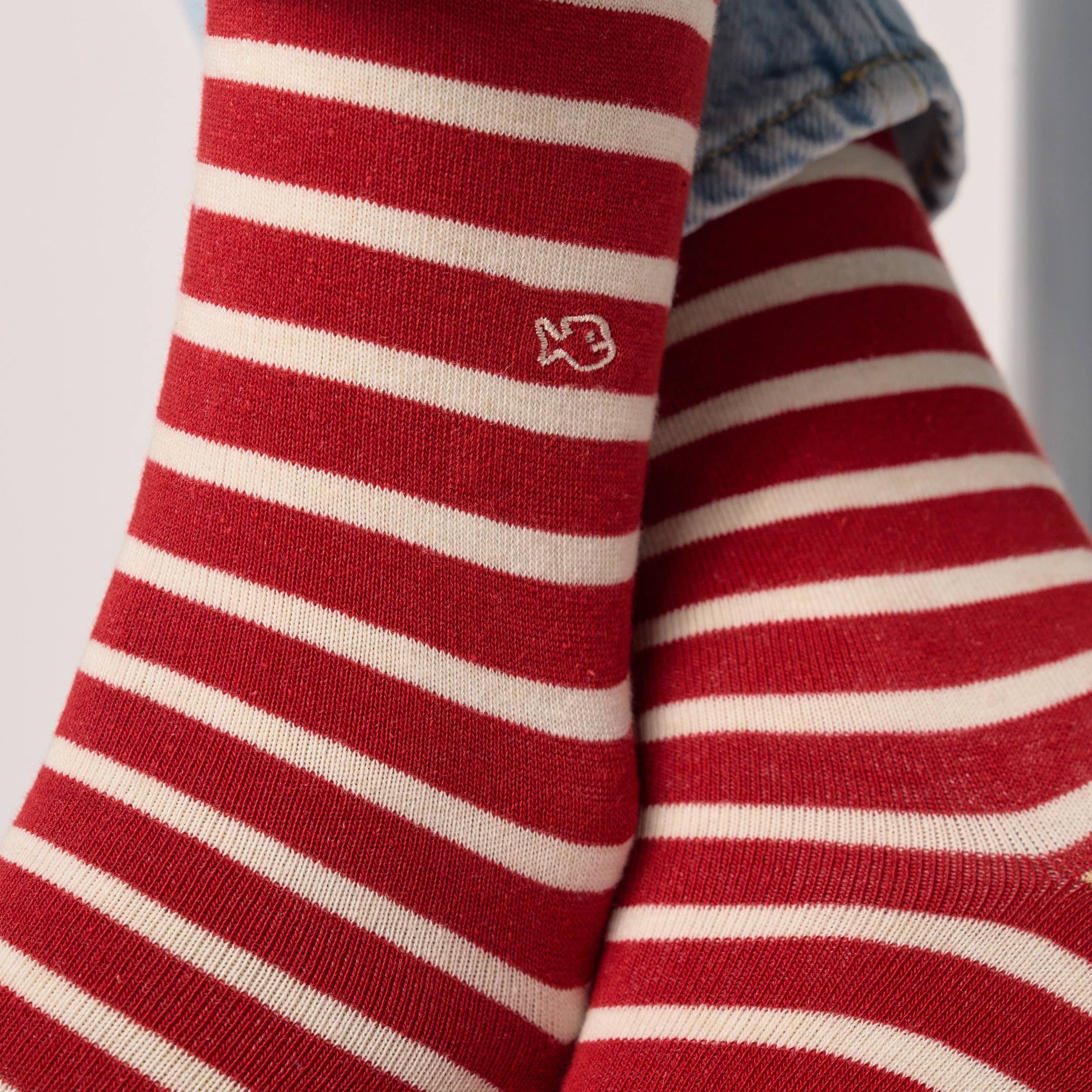 Calzini in cotone pettinato a righe larghe rosso e beige