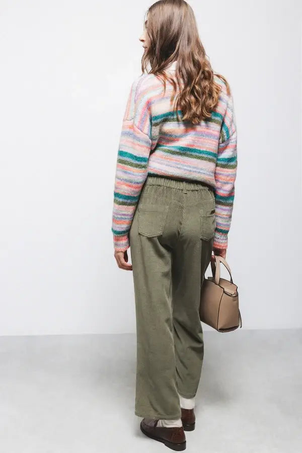 Pantaloni in velluto a coste con elastico in vita