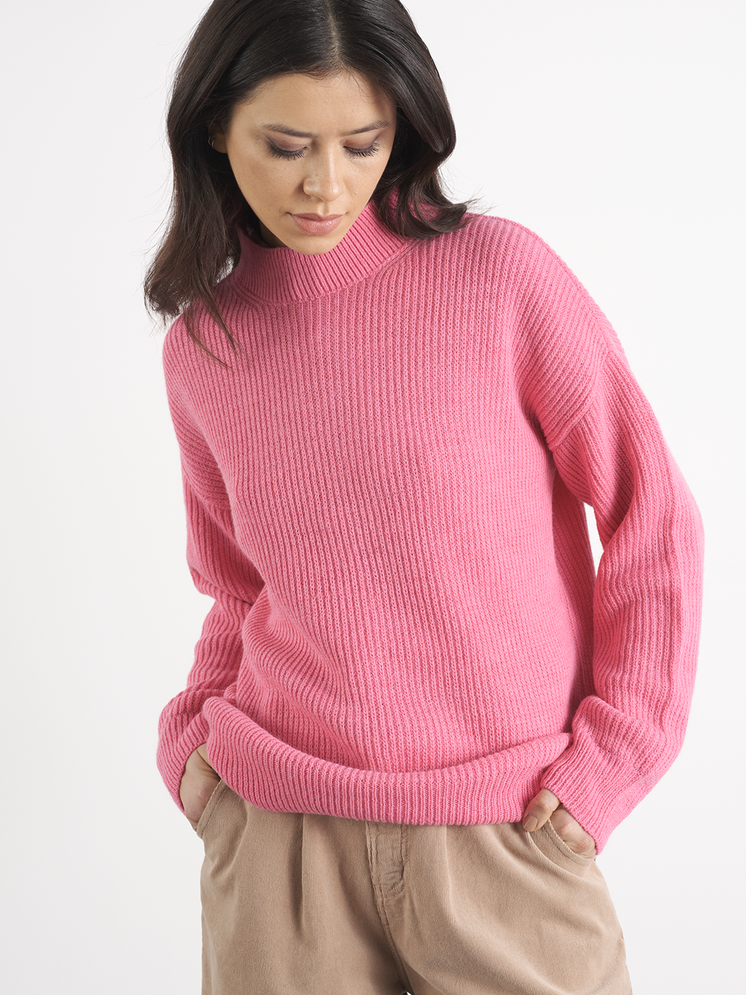 Maglione a Coste Collo Alto Oversize