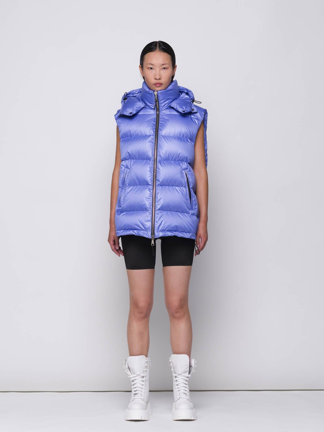 Gilet imbottito regular con cappuccio