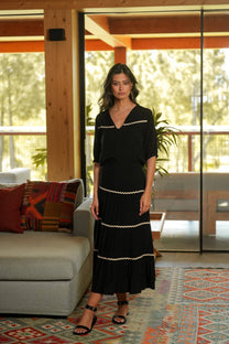 Blusa in viscosa con scollo a V