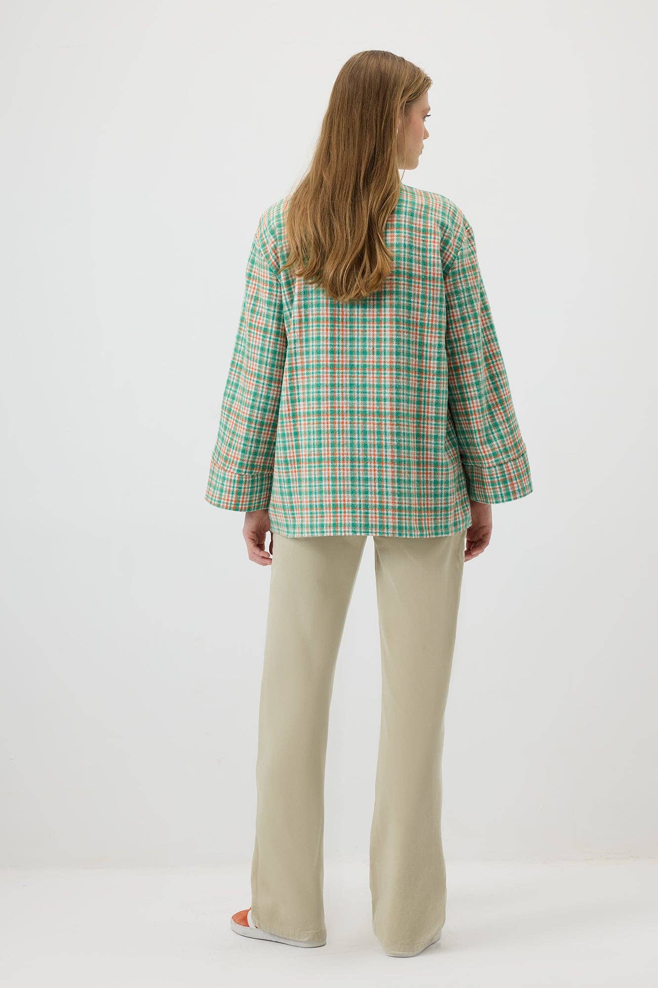 Camicia a quadri con polsini larghi