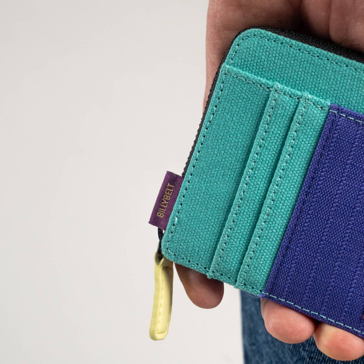 Portafoglio multicolore compatto con zip