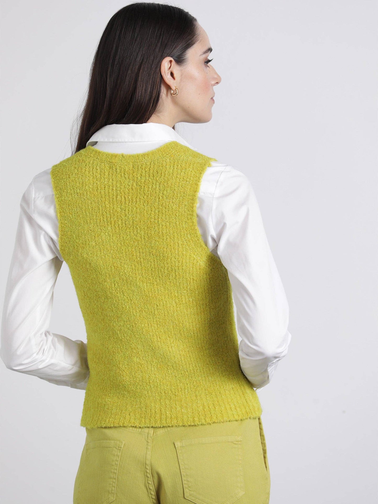 Gilet in maglia con bottoni in legno