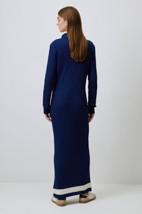 Abito maxi in maglia a coste con colletto polo