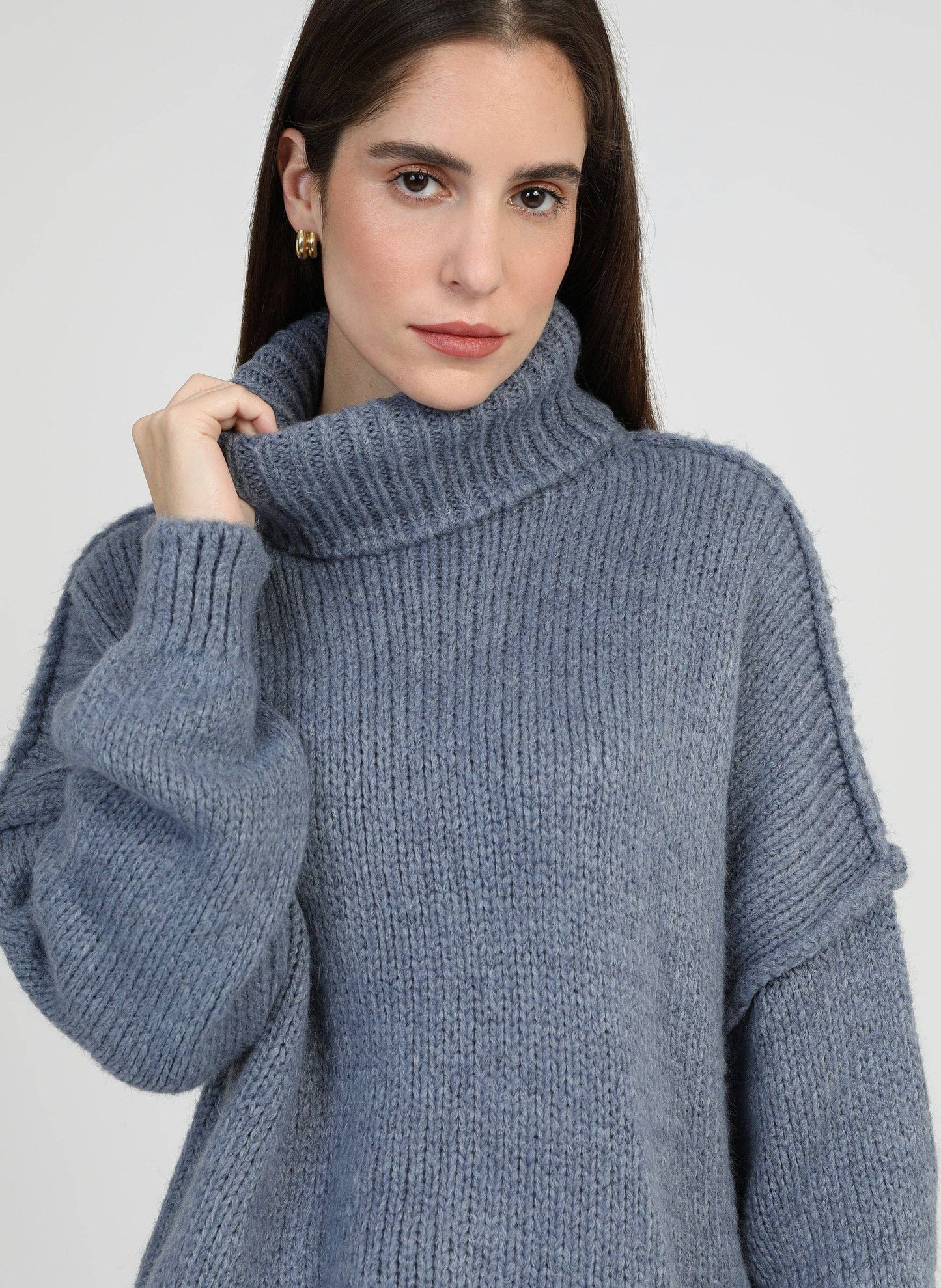 Maglione dolcevita oversize in maglia spessa blu jean