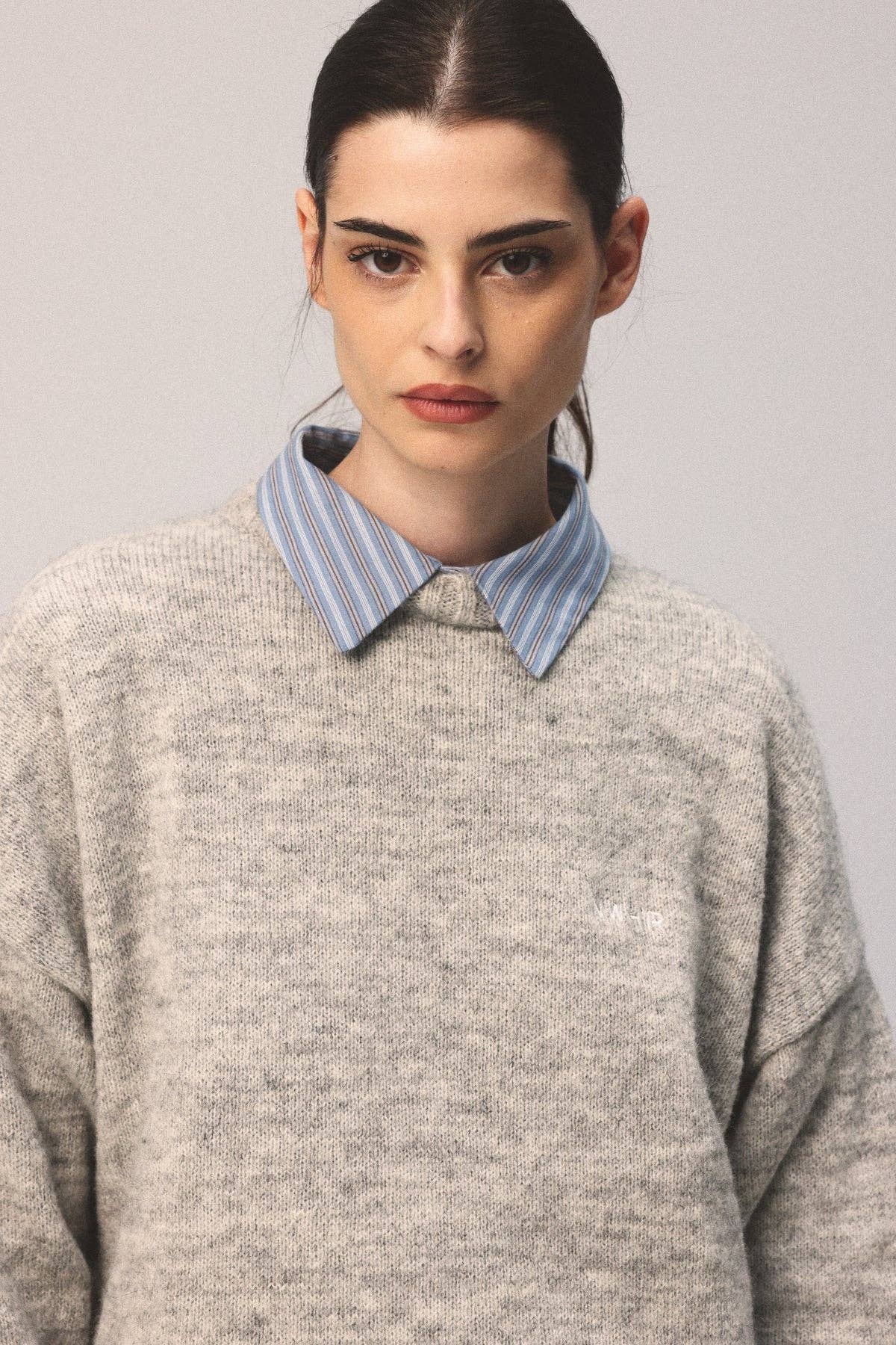 Maglione boxy grigio effetto spazzolato