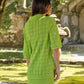 Maglione in cotone traforato con scollo a V