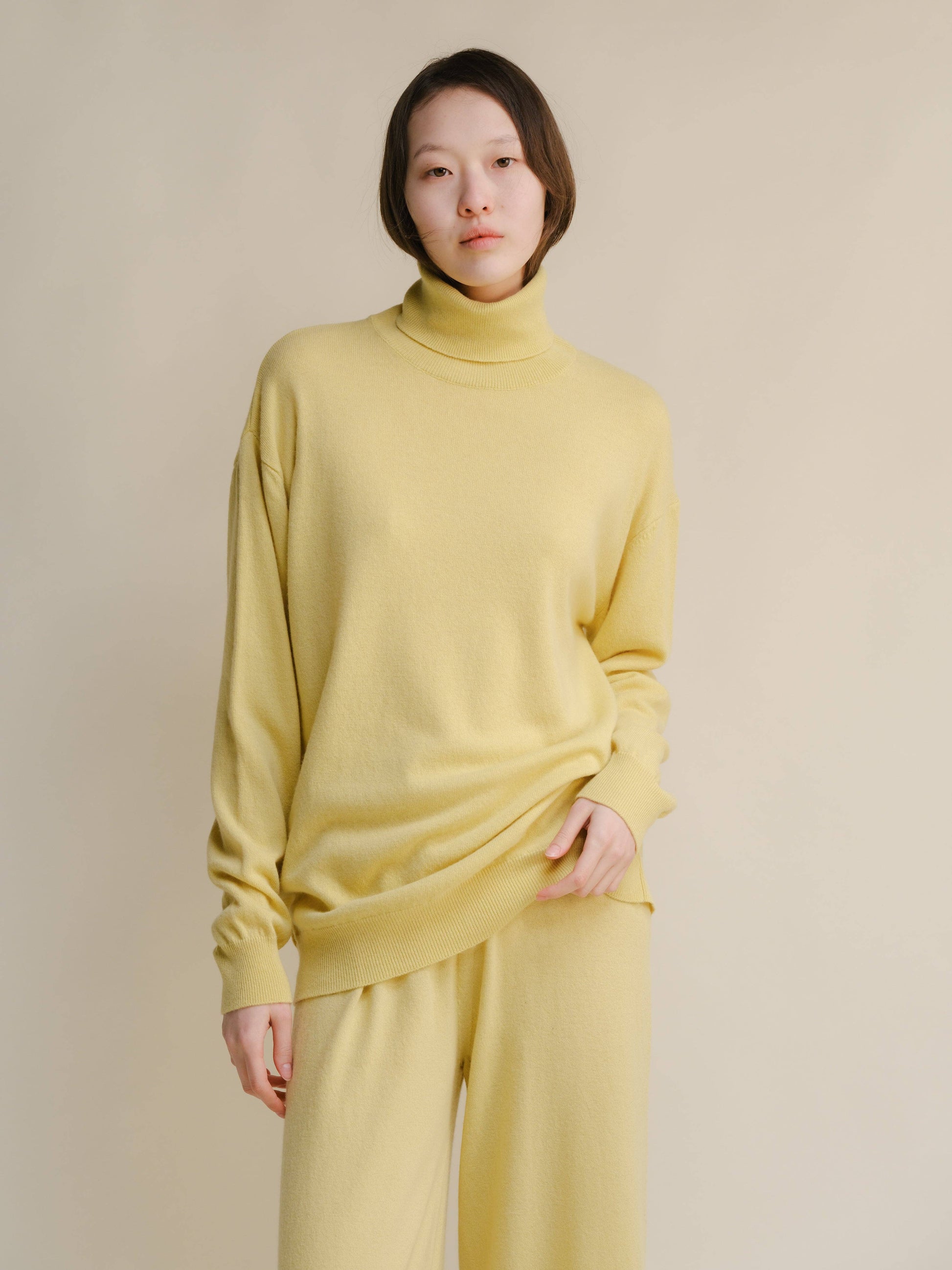Maglione dolcevita classico in misto cashmere