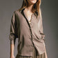 Camicia in raso con bottoni effetto perla