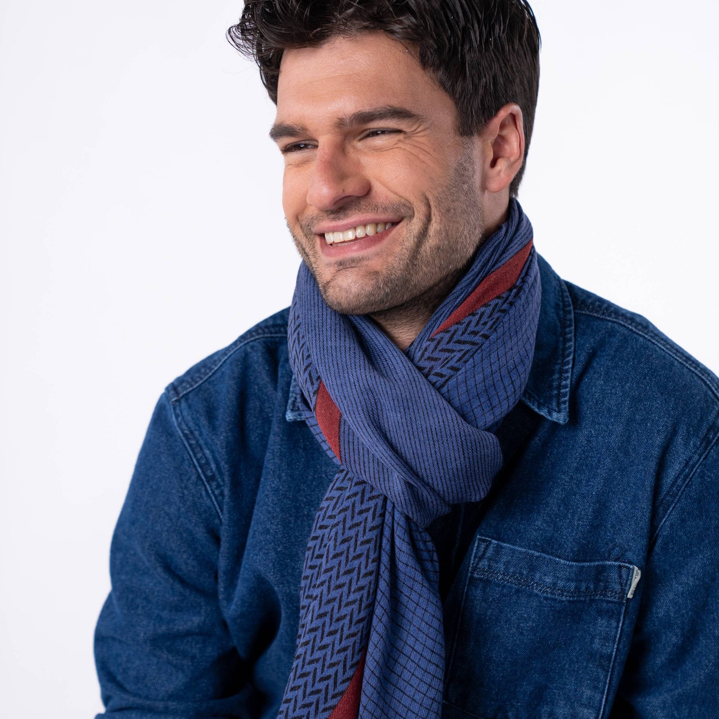Foulard Uomo in Lana con Fantasia Geometrica