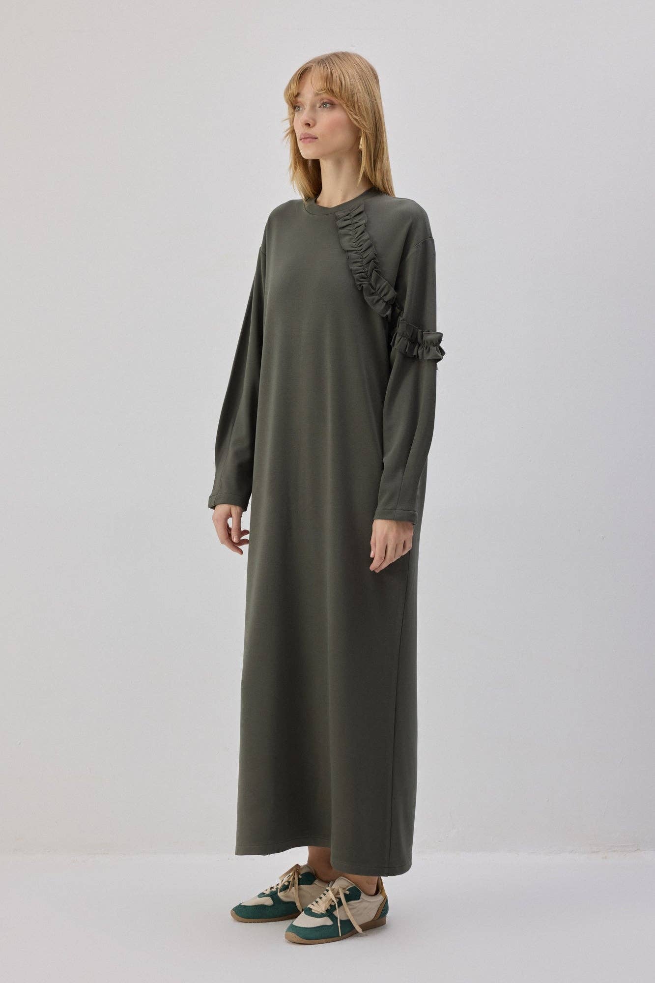 Abito in maglia lungo arricciato color cachi