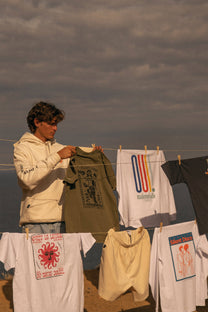 T-shirt a maniche lunghe “Oui” in cotone biologico