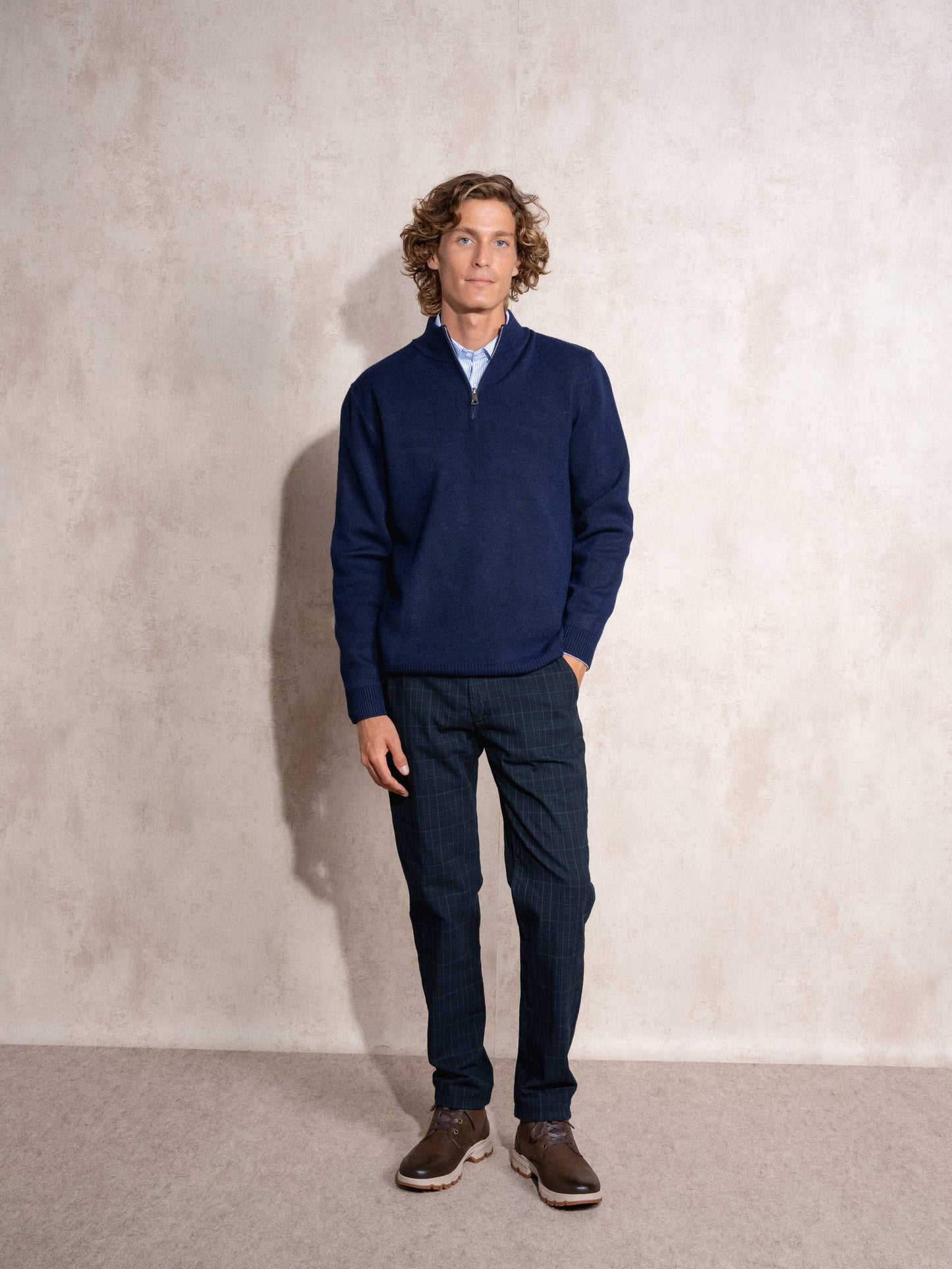 Maglione uomo in maglia con zip al collo