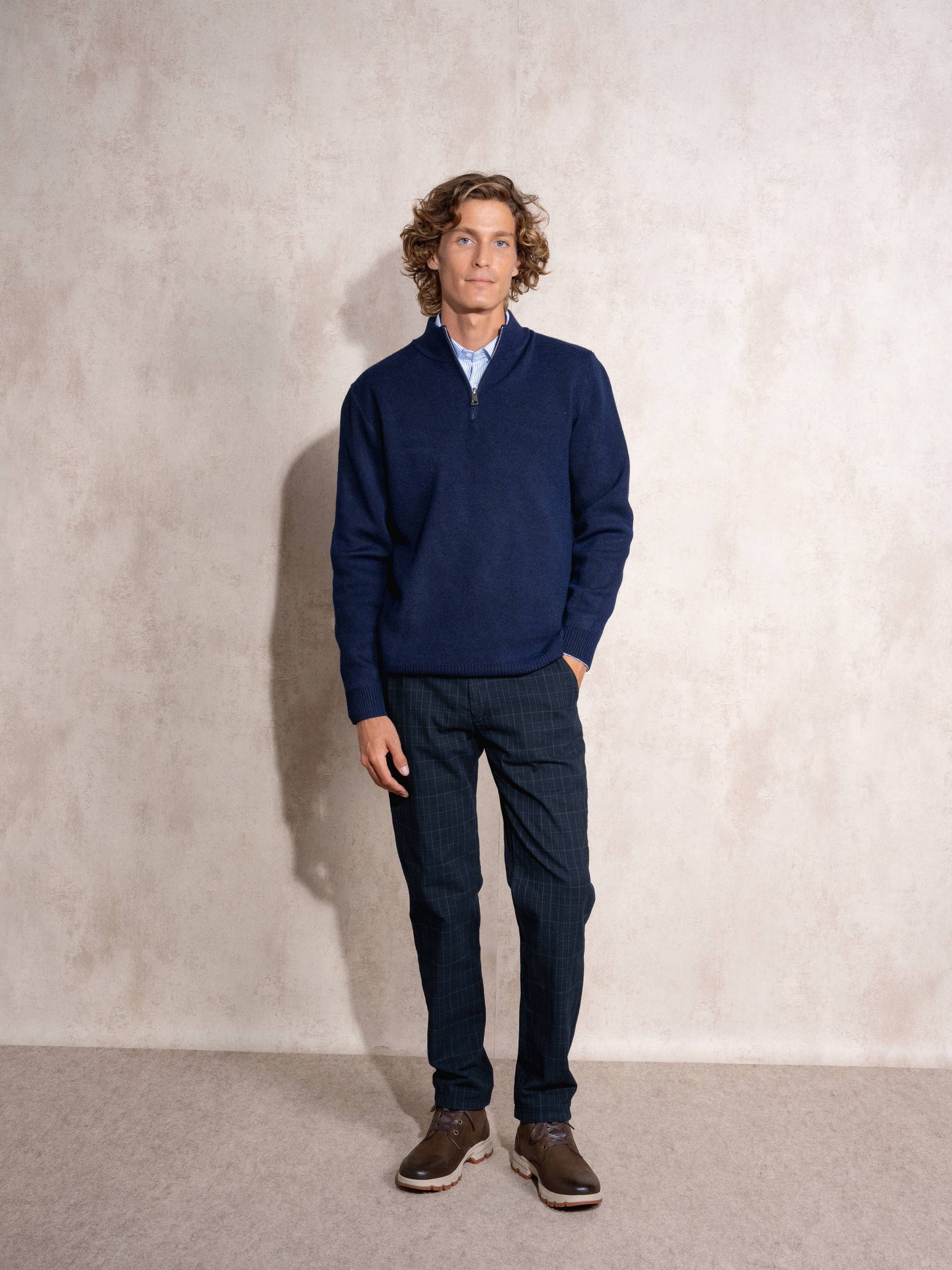 Maglione uomo in maglia con zip al collo