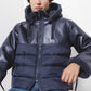 Giacca imbottita in eco-pelle con cappuccio e zip