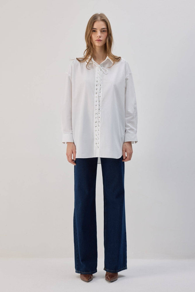 Camicia oversize con lacci frontali