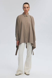 Camicia oversize con nastro laterale