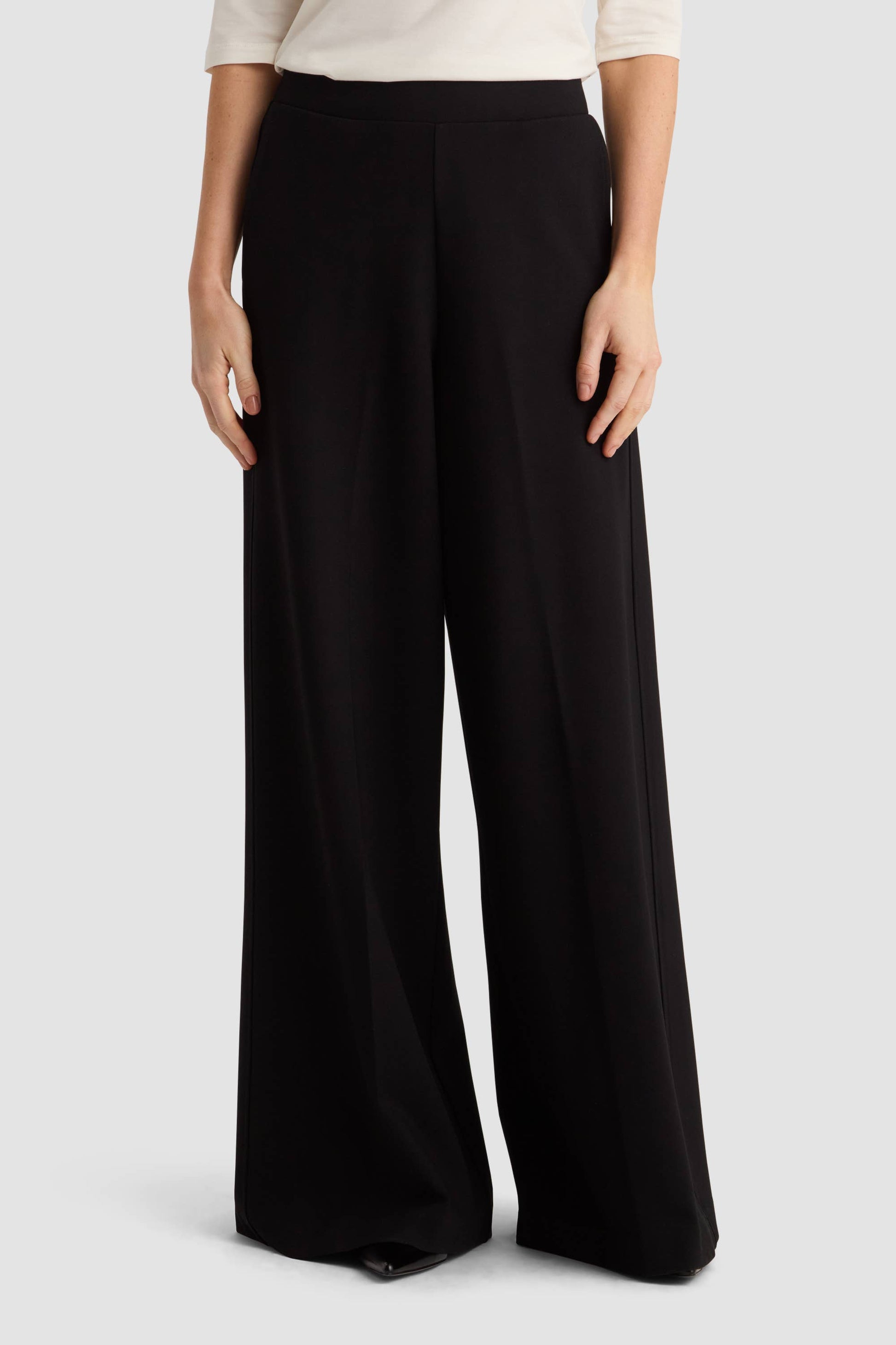Pantaloni culotte estivi in cotone e lino verde