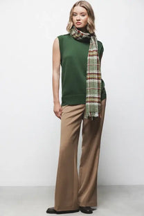 Pantaloni dritti minimal con tasche oblique