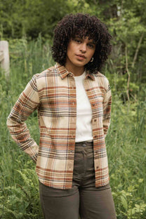 Camicia slim a quadri color latte con tasca