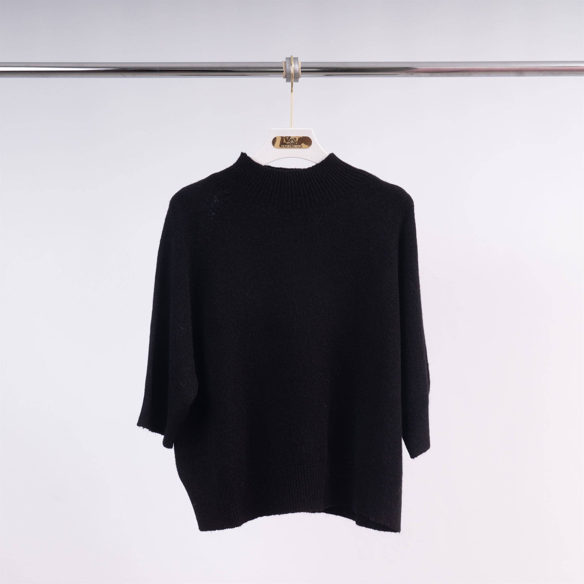 Maglione girocollo in maglia a maniche corte