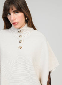 Maglione poncho Venti écru con collo a lupetto