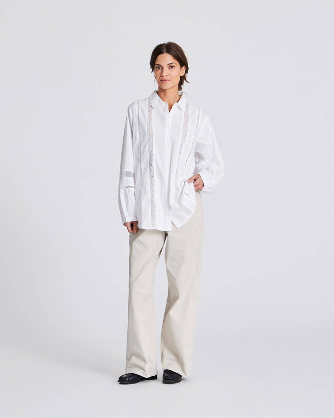 Camicia in popeline di cotone biologico con dettagli in pizzo