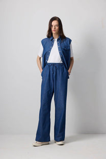 Pantaloni in denim leggero a vita alta con coulisse