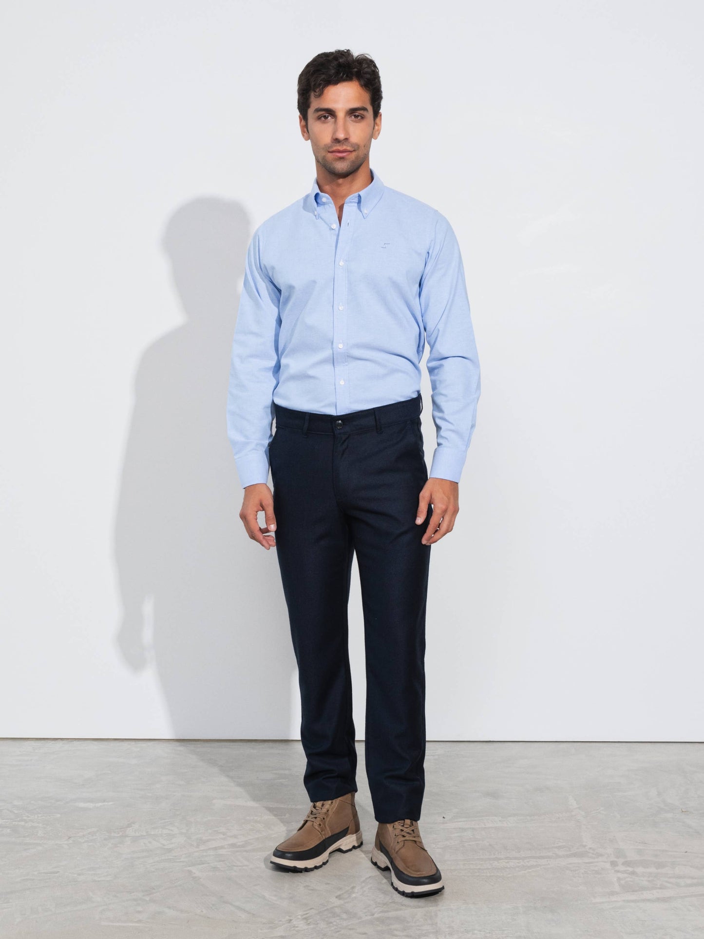 Pantaloni eleganti uomo con tasche e passanti cintura