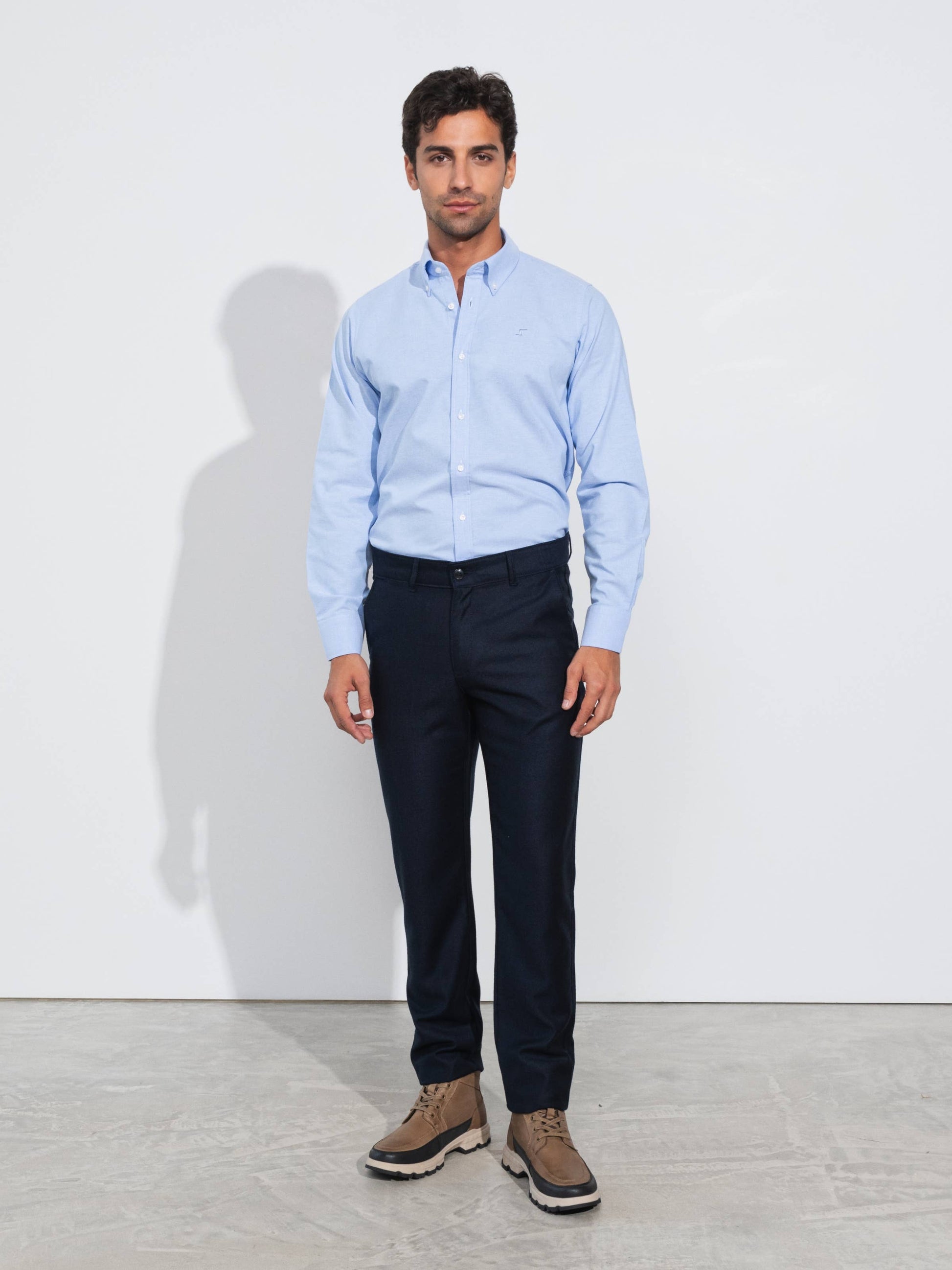 Pantaloni eleganti uomo con tasche e passanti cintura