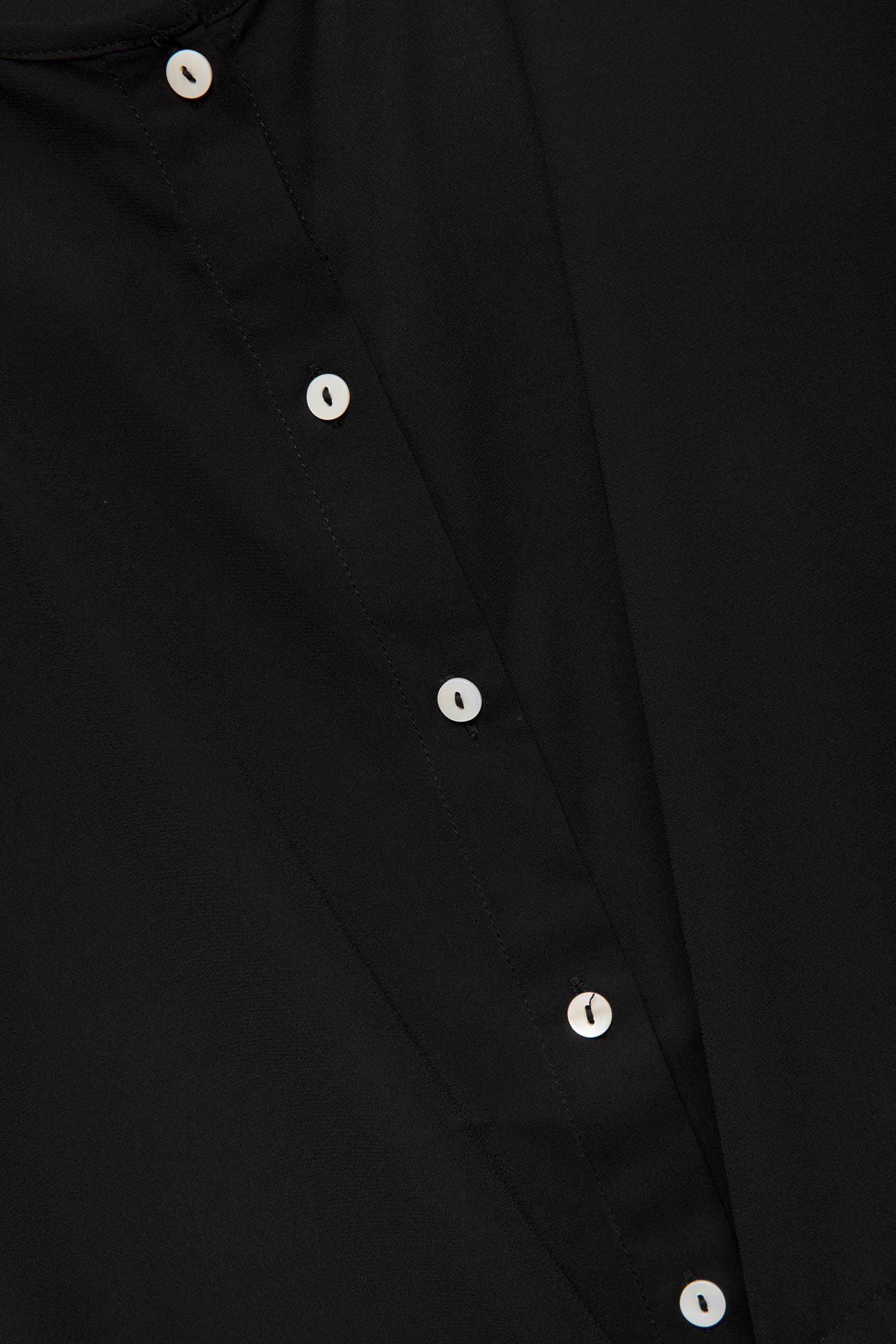 Blusa nera con coulisse in vita