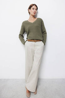Maglione in maglia strutturata con scollo a V