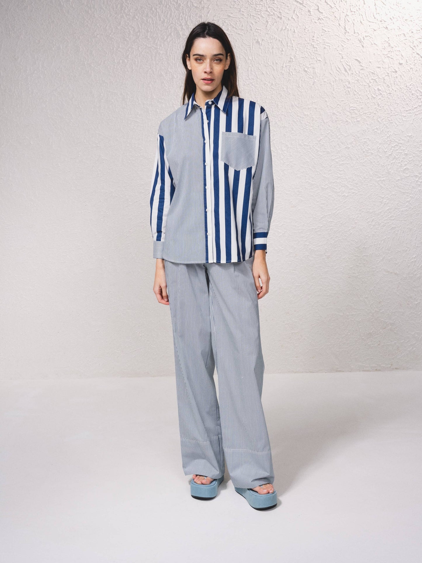 Tunica a righe in cotone con colletto a camicia