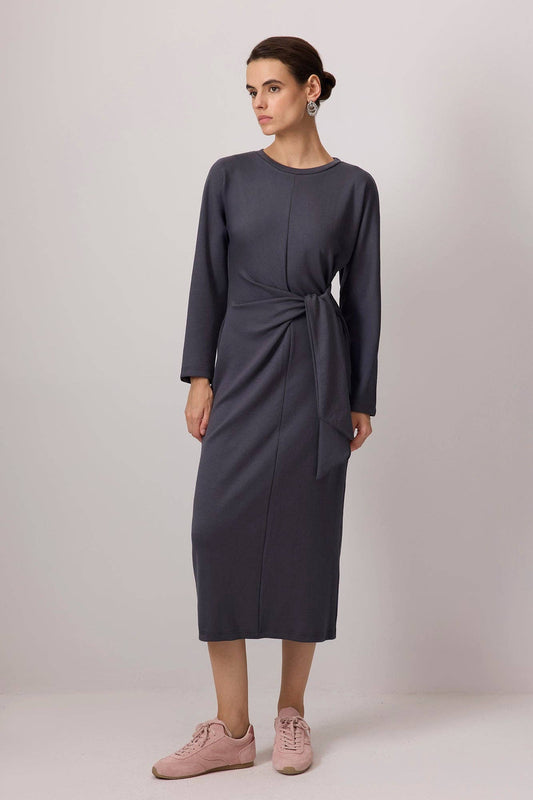 Vestito midi con nodo frontale