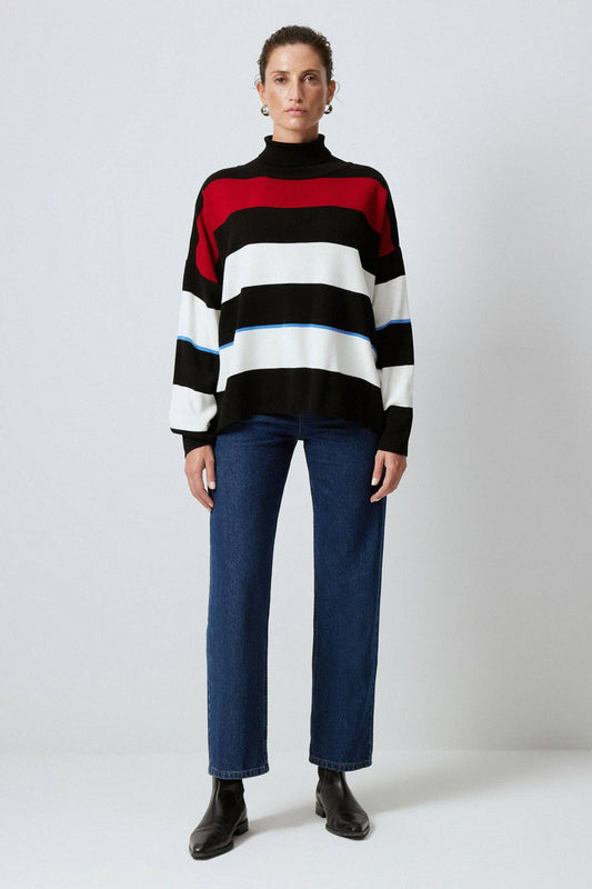 Maglione tunica a righe con collo alto