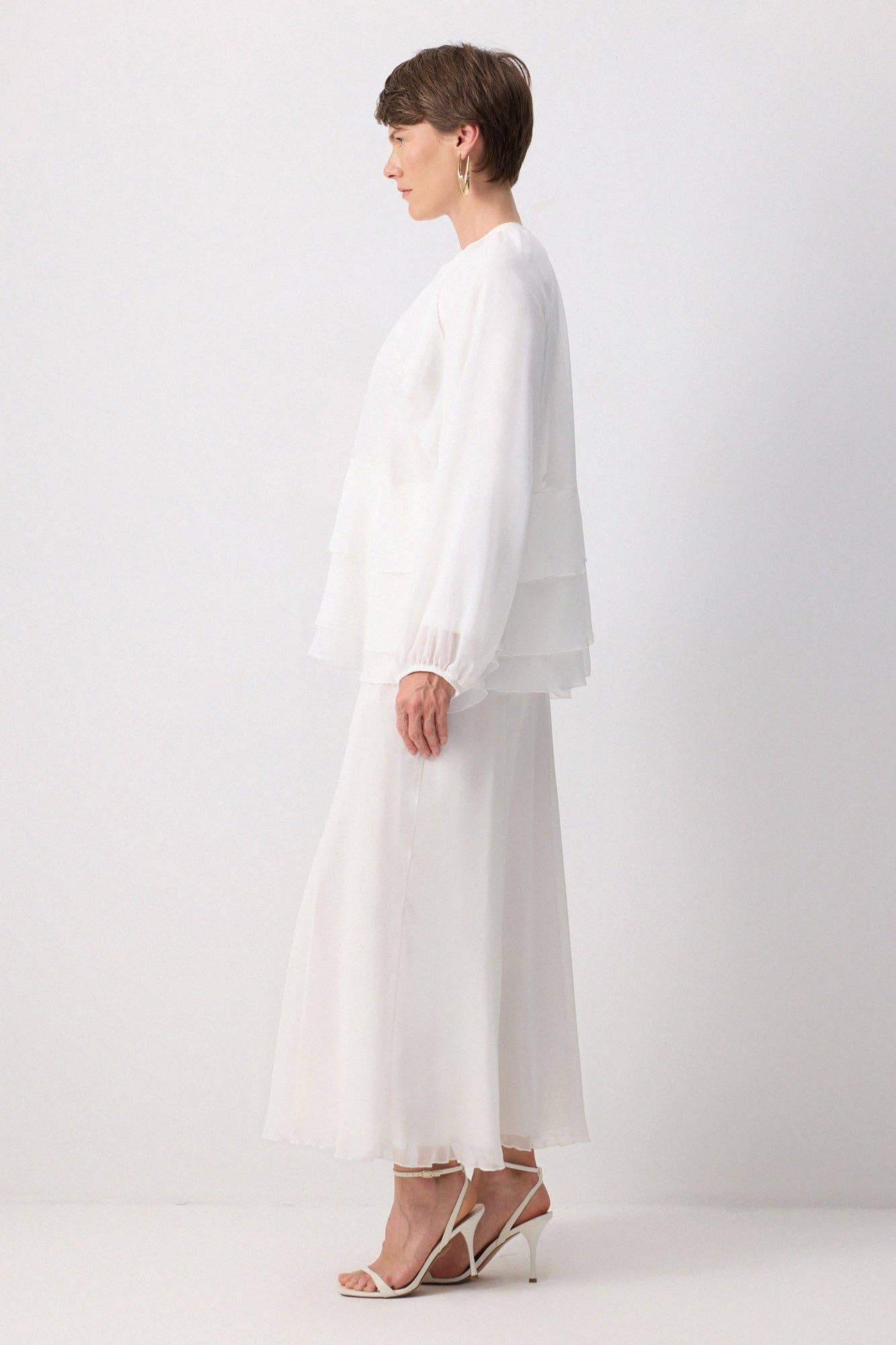 Blusa in chiffon a balze stratificate elegante