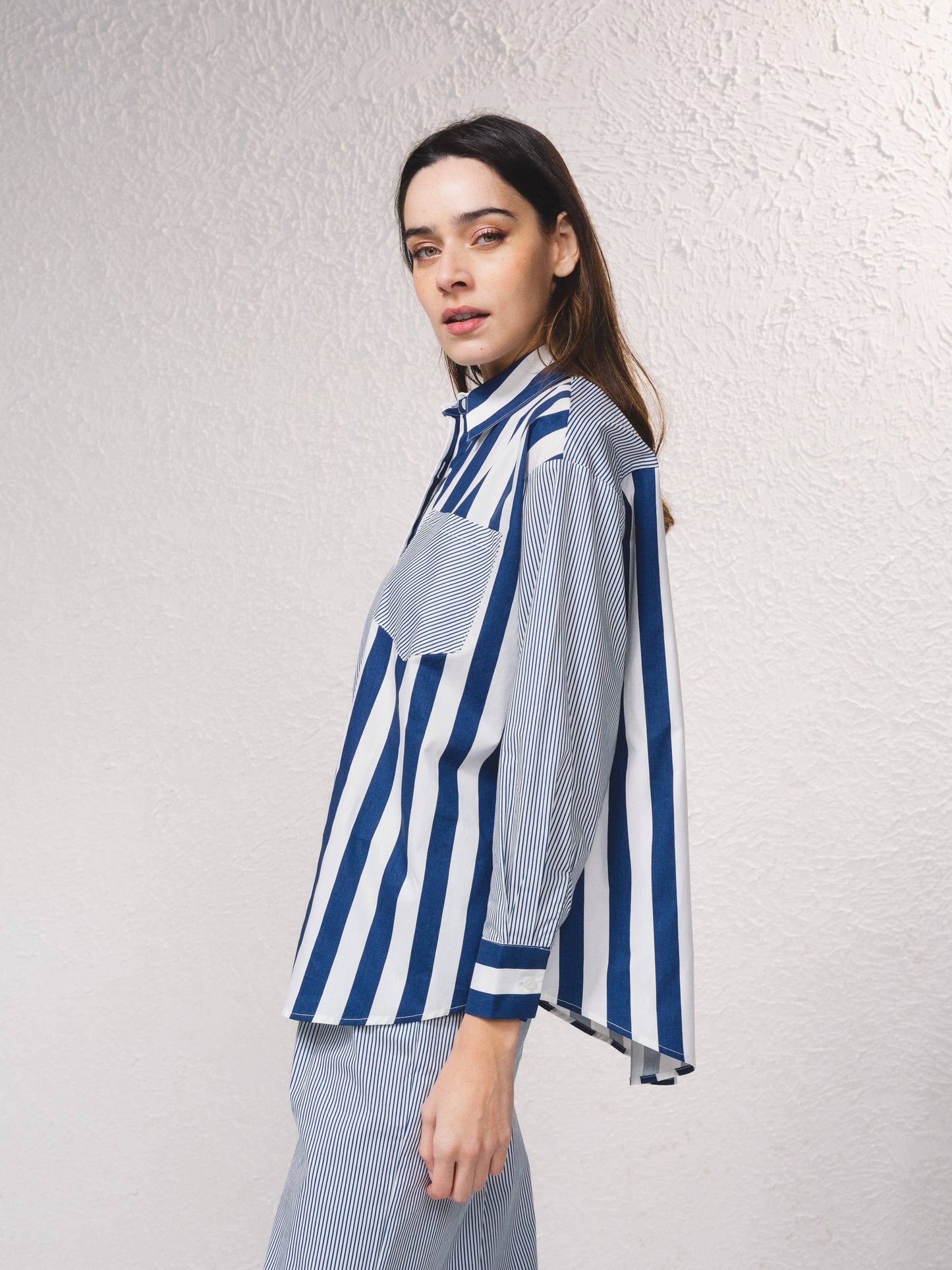 Tunica a righe in cotone con colletto a camicia